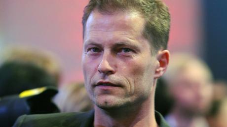 Til Schweiger gefällt sein Job als "Tatort"-Kommissar. Der 50-Jährige hat seinen Vertrag mit der ARD verlängert.