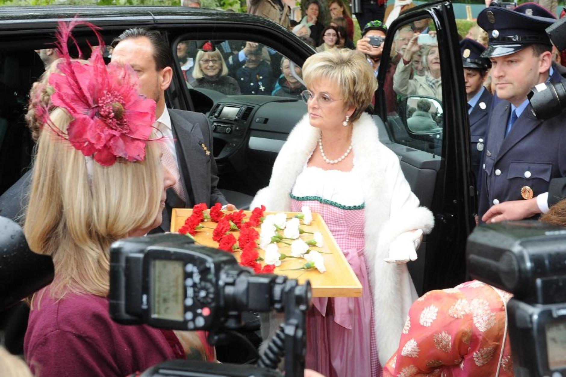 Hochzeit-von-Maria-Theresia-von-Thurn-und-Taxis-in-Tutzing.jpg