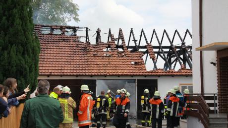 Bei dem Brand eines Nebengebäudes in Adelschlag entstand ein Sachschaden in Höhe von etwa 50.000 Euro.