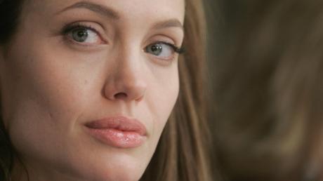Für den Streamingdienst Netflix will Angelina Jolie einen Film über Kambodscha drehen. Auch ihr Sohn soll daran beteiligt sein.