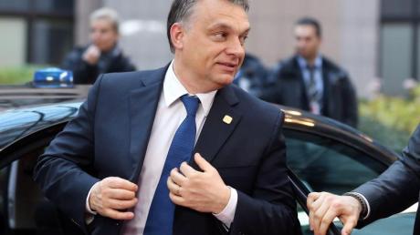 Orban rügte die «verfehlte Einwanderungspolitik» der EU und den mangelnden Schutz ihrer Außengrenzen.