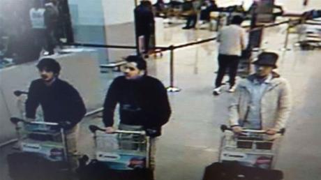 Die mutmaßlichen Attentäter vom Brüsseler Flughafen Zaventem.