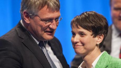 Jörg Meuthen und Frauke Petry beim AfD-Parteitag in Stuttgart.
