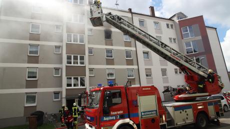 In Augsburg-Hochzoll brannte es in einer Wohnung.