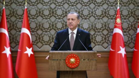 Recep Tayyip Erdogan hat drakonische Strafen für die mutmaßlichen Putschisten angekündigt.