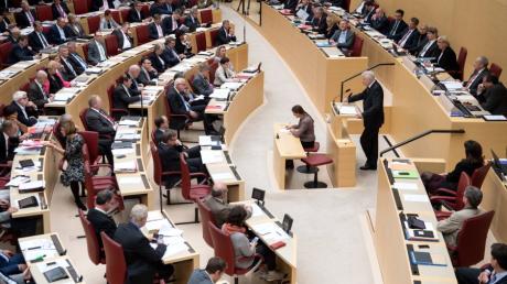 Der bayerische Ministerpräsident Horst Seehofer sprach am Dienstag im bayerischen Landtag. Thema der Plenarsitzung war unter anderem die Neuregelung der Bund-Länder-Finanzen.