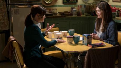 Wiedersehen mit den Gilmore Girls - am Freitag auf Netflix. Statt Staffel 8 gibt es mit "A Year in the Life" immerhin vier neue Folgen in Spielfilmlänge. 