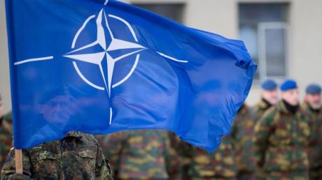 Die USA fordern von Europa mehr Engagement für die Nato.