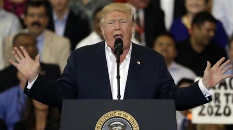 US-Präsident Donald Trump spricht während der «Make America Great Again»-Kundgebung.