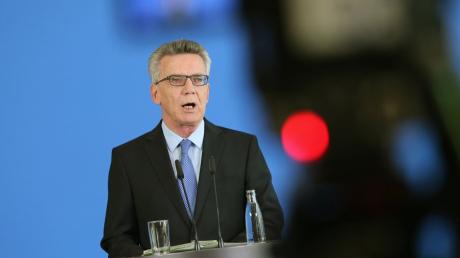 Bundesinnenminister Thomas de Maizière (CDU) sorgt mit seiner Äußerung hinsichtlich eines muslimischen Feiertags für Aufsehen. 