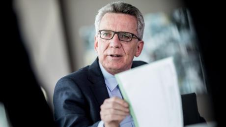 Der ehemalige Bundesinnenminister Thomas de Maiziere (CDU) spricht über seinen Abschied aus dem Kabinett.