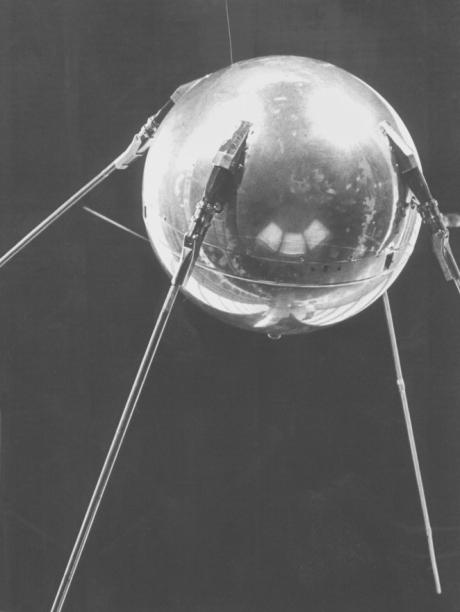 Weltraum Russischer Satellit Sorgte Heute Vor 60 Jahren Fur Sputnik Schock Augsburger Allgemeine