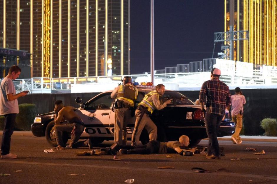segunda mano oler Galantería 59 Tote nach Schüssen in Las Vegas: Amerika trauert - und demonstriert