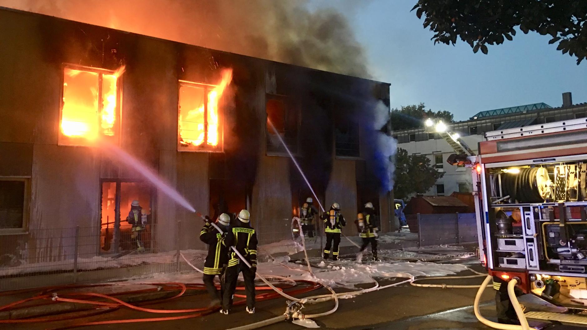 Augsburg Polizei sucht weiter Aufnahmen vom Großbrand bei