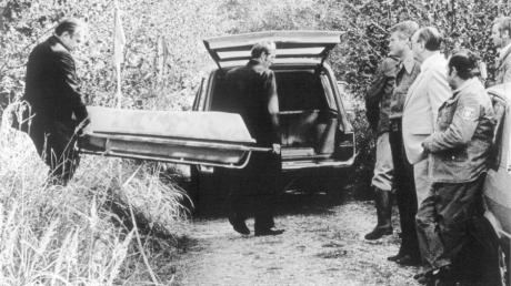 Die Leiche von Ursula Herrmann wurde 1981 in einem Sarg abtransportiert. Nun hat das Landgericht Augsburg bestätigt, dass der 2010 verurteilte Entführer tatsächlich der Täter war.