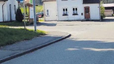 Die Kirchhaslacher Straße soll auf einer Länge von 150 Metern grundlegend saniert werden. 