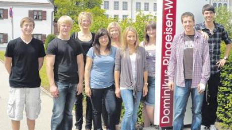 Persönlichen Horizont erweitert: Auszubildende der Firma Wanzl waren zu Gast im Dominikus-Ringeisen-Werk. 