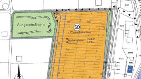 So sieht der zweite, überarbeitete Bebauungsplan für die geplante Freiflächen-Fotovoltaik-Anlage im Westen von Aletshausen aus. Links ist die notwendige 3000 Quadratmeter große Ausgleichsfläche (grün) zu sehen. Sie stammt aus der Restfläche des Grundstückes, auf der das Solarfeld errichtet werden soll. Rechts unten ist das von der Blendwirkung betroffene Wohnhaus (blau). 