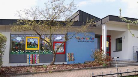 An der Ostseite des Balzhauser Kindergartens soll noch heuer eine Kinderkrippe mit 15 Plätzen angebaut werden. Sieben davon sind für die Gemeinde Aichen vorgesehen. 