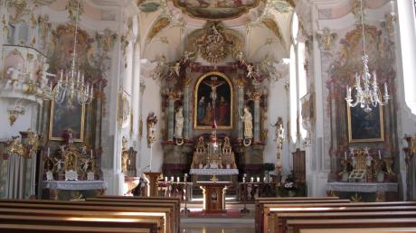 Von Licht durchströmt, auf acht Grad gehalten: die im Rokoko-Stil erbaute Kirche Sankt Stephan in Deisenhausen. 
