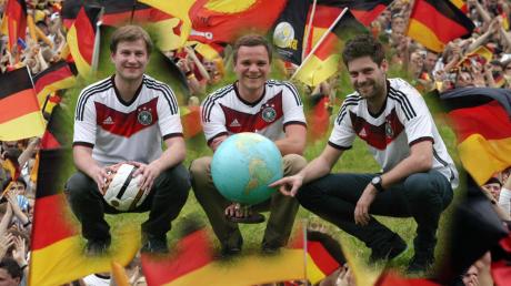 Wenn die Fans ihre Nationalmannschaft bei der Fußball-Weltmeisterschaft in Brasilien unterstützen, dann sind Thomas Wohllaib, Andreas Böhme und Dominik Wohllaib (von links) unter ihnen. 