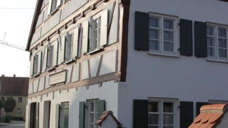 Im Tuchmacherhaus in Thannhausen ist das Heimatmuseum untergebracht – im Garten soll das Brauereimuseum gebaut werden. 
