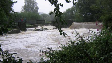 Das Hochwasser im Jahr 2006 ist vielen Thannhausern noch in Erinnerung. Seit Jahren ist der Hochwasserschutz im Mindeltal ein Thema. Die Stadträte verabschiedeten nun den Finanzplan für die kommenden vier Jahre, in dem der Hochwasserschutz mit rund 4,5 Millionen Euro den größten Brocken ausmacht. 