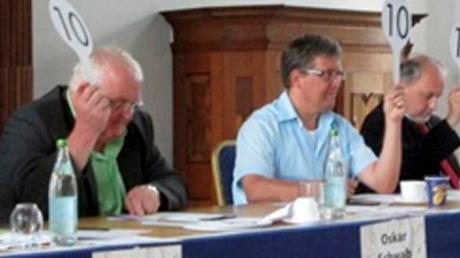 So könnte es auch in Ursberg aussehen: Wertungsrichter bei ihrer Arbeit in Kirchheim im Zedernsaal im Jahr 2013. 

