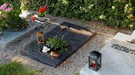 Seit 2009 besteht in Aletshausen die Möglichkeit der Urnenbestattung. Inzwischen gibt es drei solcher Grabstätten. Deshalb wurde nun die Friedhof- und Bestattungssatzung neu gefasst. 