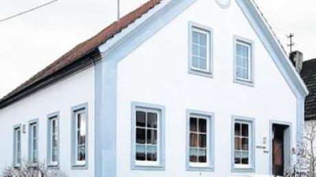 Das Bürgerheim soll für rund 70000 Euro saniert werden im Aletshauser Ortsteil Winzer.