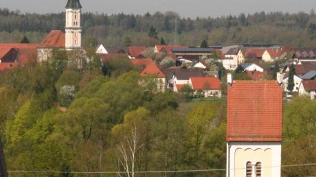 Kirchlich sind Breitenthal und Nattenhausen in der Pfarreingemeinschaft vereint. Auf kommunaler Ebene gehören sie seit 1978 zusammen. 