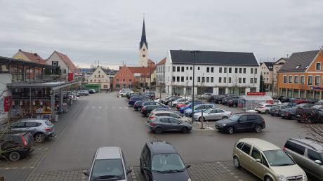 Auf einem Parkplatz in Thannhausen ist es zu einem Verkehrsunfall gekommen. 
