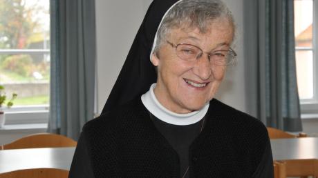 Eine wichtige Stütze ist die aus dem Kloster Maria Stern/Augsburg stammende Franziskanerin Schwester Marlene in der Pfarreiengemeinschaft Breitenthal. 