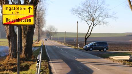 Die Straße von Deisenhausen nach Ingstetten wird erneuert und ausgebaut. Parallel zur Straße soll ein Rad- und Fußweg angelegt werden. 