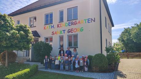 Das umgestaltete Pfarrhaus in Waltenhausen beherbergt nun den neuen Kindergarten St. Georg.