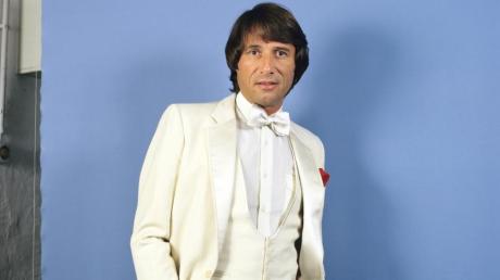 Udo Jürgens zählt mit insgesamt über 105 Millionen verkauften Tonträgern zu den erfolgreichsten Schlagersängern in Deutschland. Das Bild stammt aus dem Jahr 1981.     