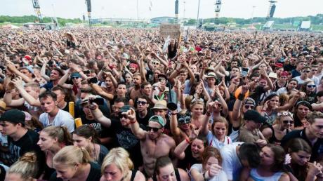 Zu den bekanntesten Musikfestivals gehört  «Rock in Park»  in Nürnberg.