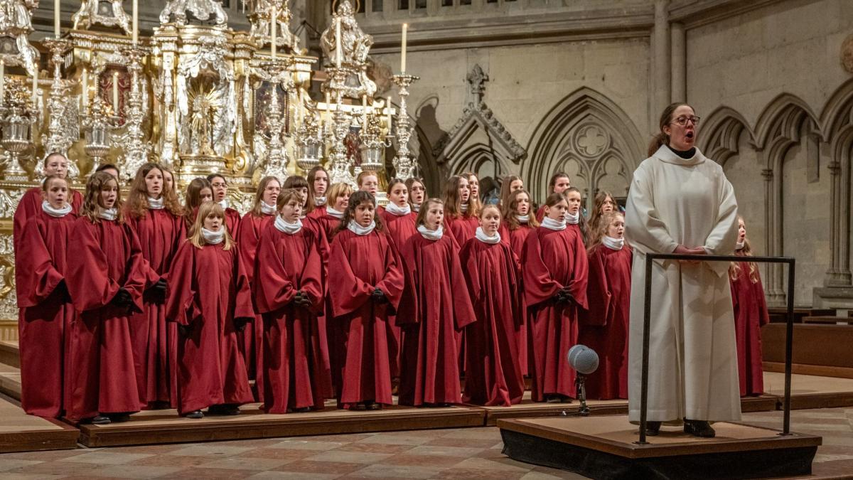 #Applaus für ersten Mädchenchor der Regensburger Domspatzen