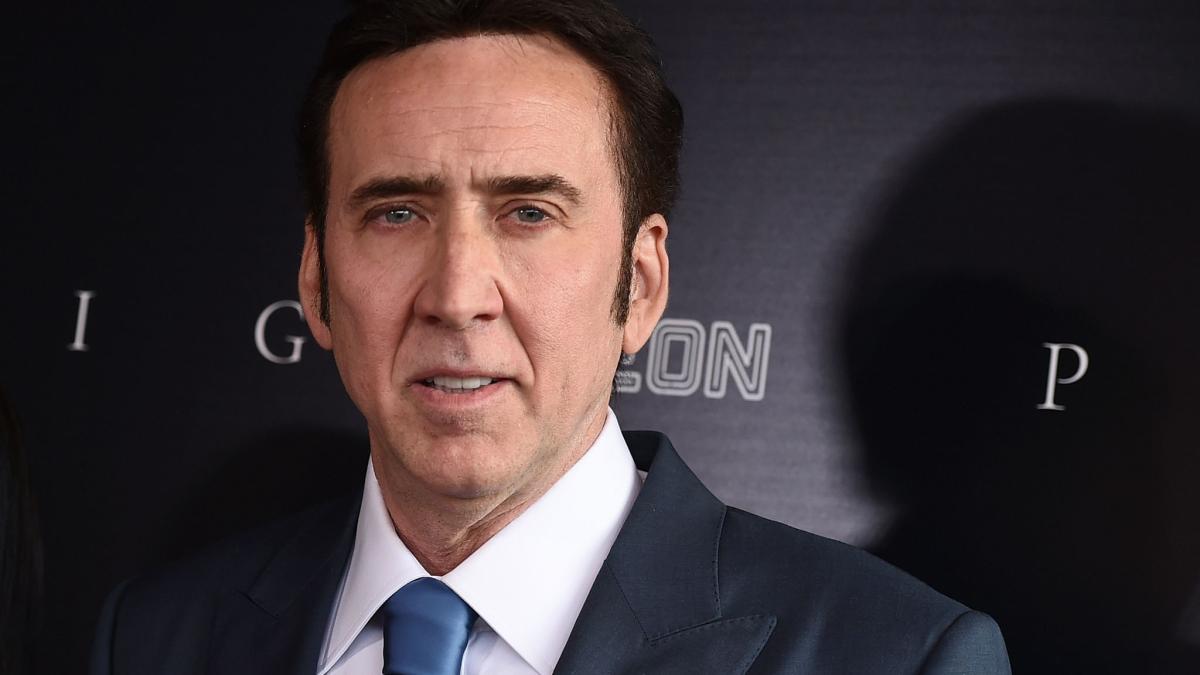 #Nicolas Cage in „Renfield“-Trailer als bissiger Dracula