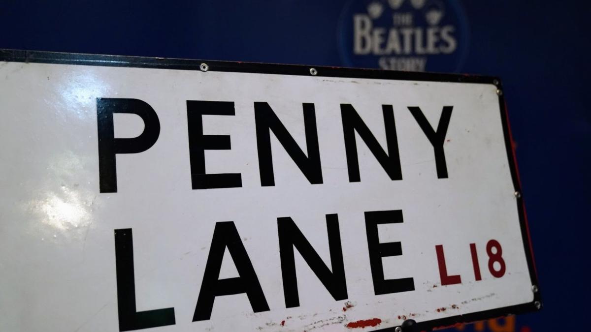 #Schild der berühmten Penny Lane wieder aufgetaucht