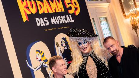 Das dreistündige Stück «Ku'damm 59 - Das Musical» wurde von Autorin Annette Hess und dem durch Rosenstolz bekannten Songschreiber-Team Ulf Leo Sommer und Peter Plate entwickelt.