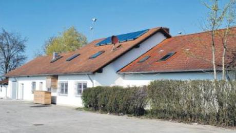 Der FC Penzing hat eine Solaranlage auf dem Dach des Sportheims. 