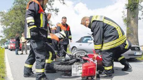 Zwischen Landsberg und Pürgen verunglückte gestern ein 41-jähriger Kauferinger, der in einer unübersichtlichen Kurve einen Traktor überholen wollte. 