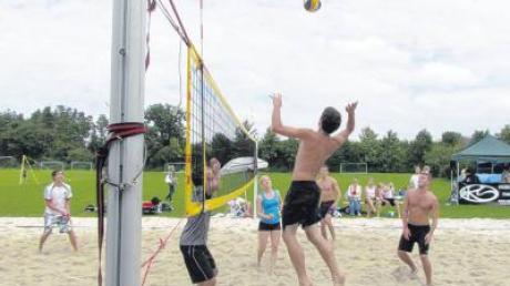 Bereits zum siebten Mal fand in Penzing der Beachvolleyball-Event „Strandmeister“ des Kreisjugendrings Landsberg statt. 