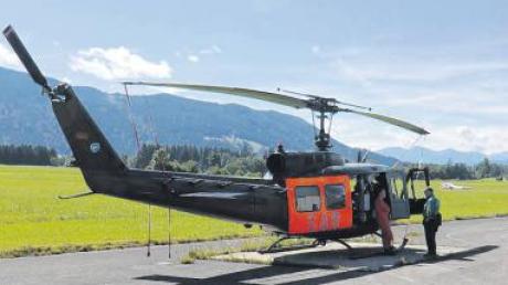 Der für Gebirgsrettung ausgestattete „Airwolf“-Hubschrauber des LTG 61 ist zurzeit bei der Bergwacht in Bad Tölz stationiert. 
