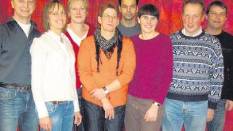 Auf dem Foto von links nach rechts: Norbert Schilcher, Marion Schilcher, Gisela Hartmann, Marlies Haseitl, Ludwig Ritter, Renate Schmid, Josef Rock und Michael Lieb.  