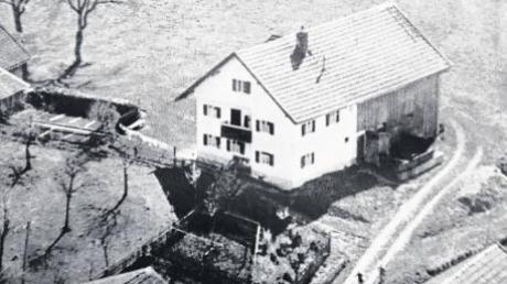 Beim Badmännle: 1734 wurde es erstmals erwähnt, 1921 lebte darin Leonhard Schmid, Schuster und Gemeindediener.  