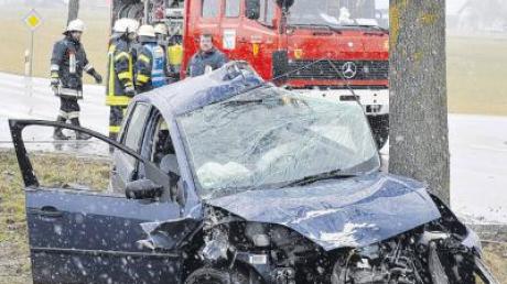 Ihren Verletzungen erlag gestern Morgen eine 30 Jahre alte Frau aus Epfach bei einem Verkehrsunfall nahe Pflugdorf. 