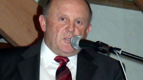 Bürgermeister Konrad Welz erstattete in Pflugdorf und Mundraching Bericht. 