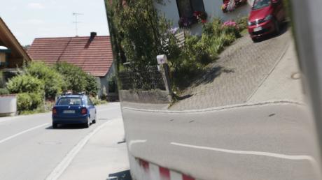 Auf dem Teil der Zankenhauser Straße in Eching, auf dem es nur auf einer Seite einen Gehweg gibt, wird über die Einführung eines Tempo 30-Limits nachgedacht. 